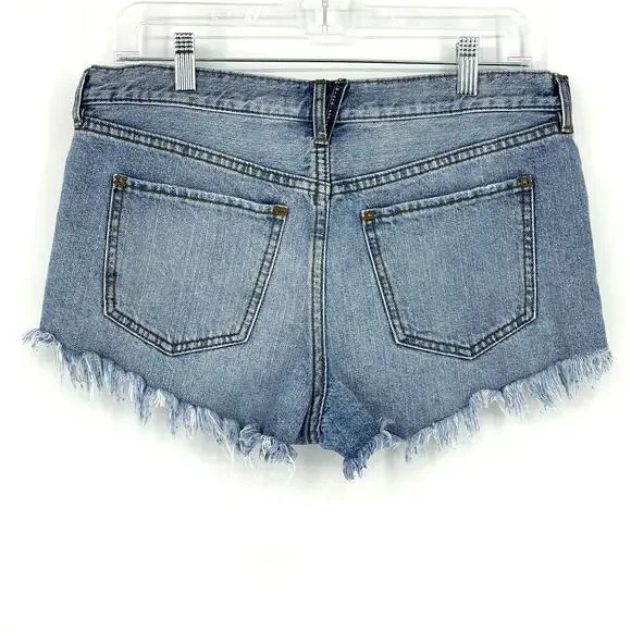 We The Free Button Fly Denim Shorts Raw Hem Size 28 Concert Short Shorts Boho - Picture 2 of 16